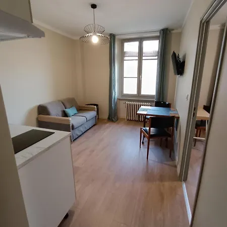 Bed & Breakfast D'etape Et De Groupe Du Clos Saint Roch *