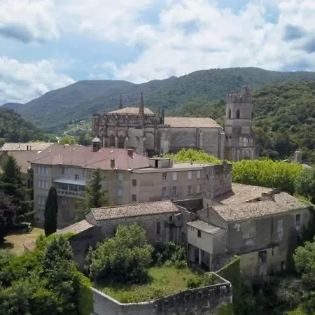 Bed & Breakfast D'etape Et De Groupe Du Clos Saint Roch Viviers