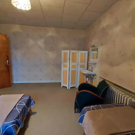 Bed & Breakfast D'etape Et De Groupe Du Clos Saint Roch