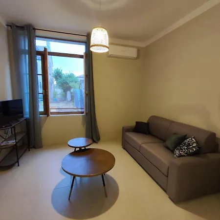 Bed & Breakfast D'étape Et De Groupe Du Clos Saint Roch