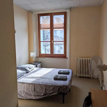 D'étape Et De Groupe Du Clos Saint Roch Bed & Breakfast *