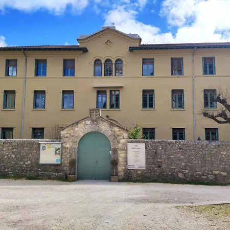 D'etape Et De Groupe Du Clos Saint Roch Bed & Breakfast
