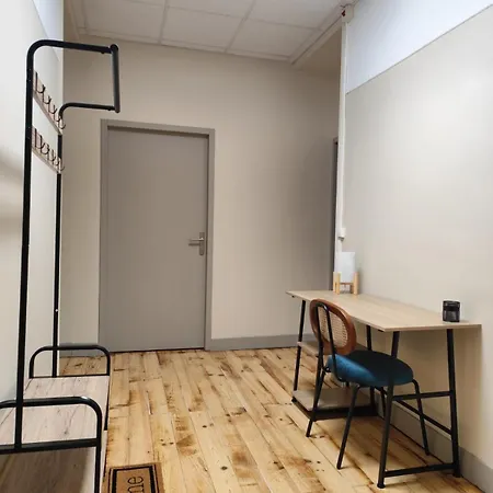 D'étape Et De Groupe Du Clos Saint Roch