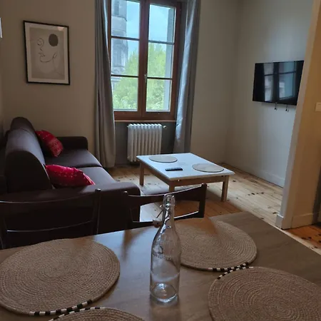 D'étape Et De Groupe Du Clos Saint Roch